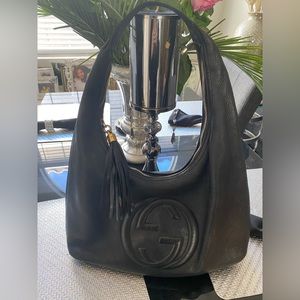 Gucci large hobo shoulder hand bag like new
